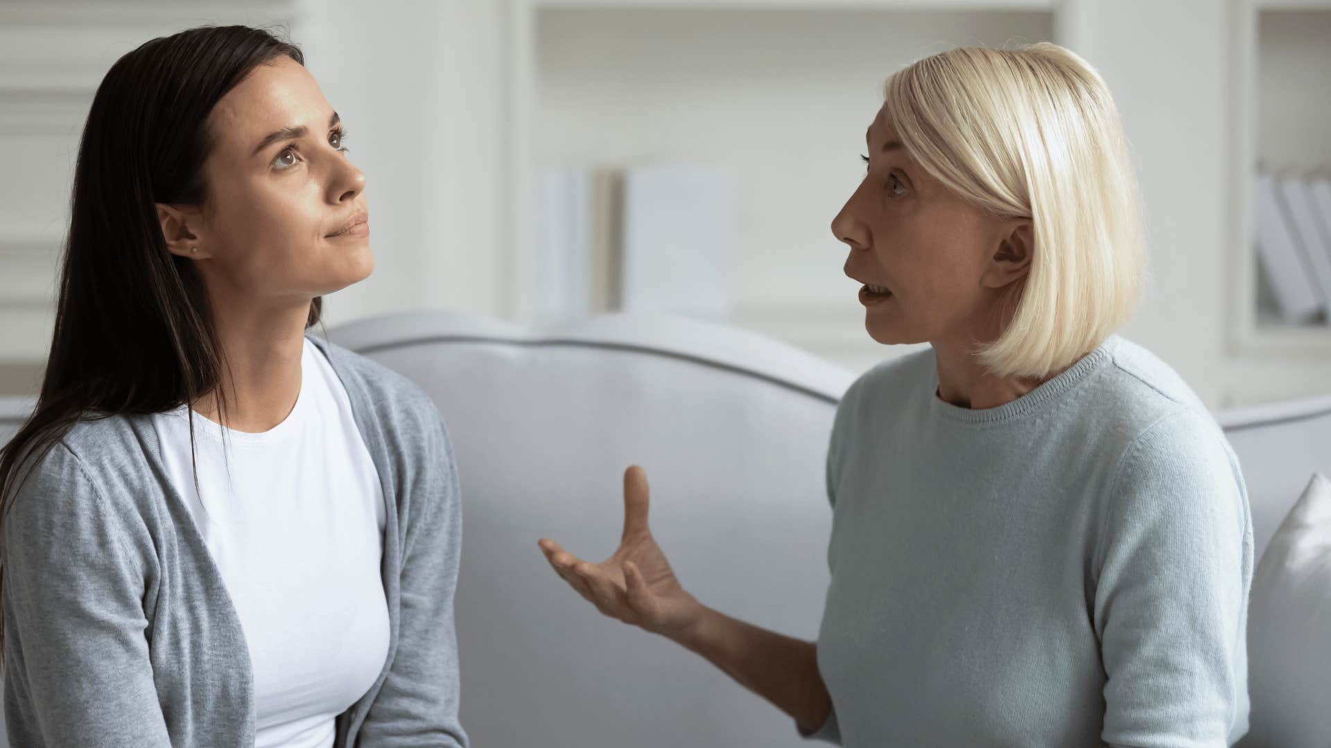 mom and daughter arguing