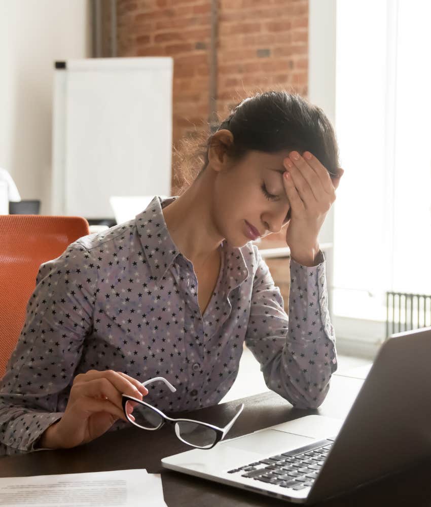 Woman at work ready to leave her job and feeling complacent 