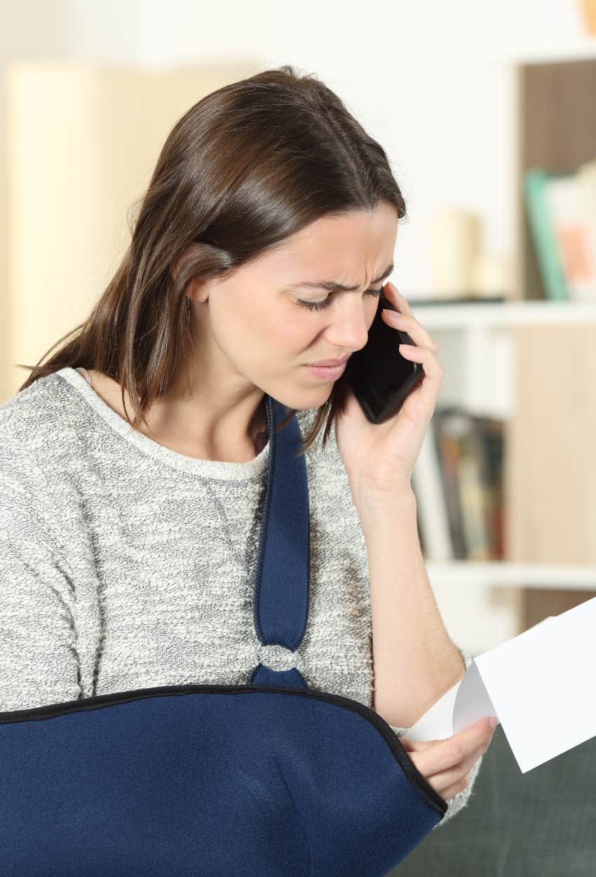 Woman calling the hospital about an inaccurate bill