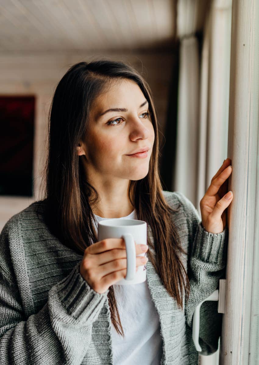 woman drinking coffee