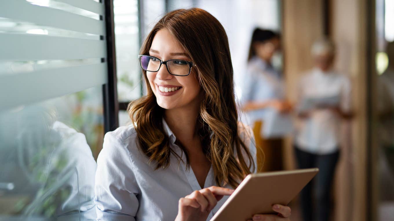 Woman Recommends Choosing A Lifestyle Before Deciding On A Career