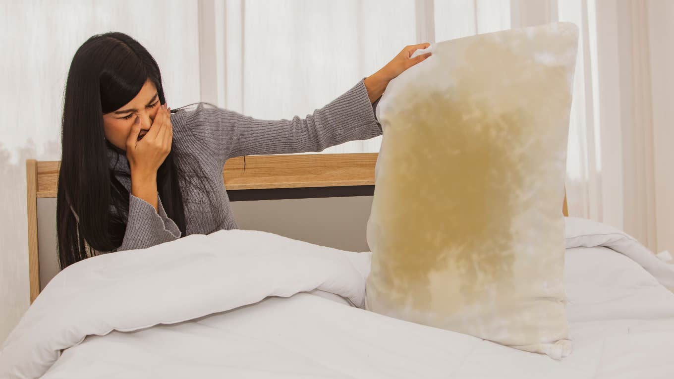 Woman disgusted by her boyfriend's pillow situation