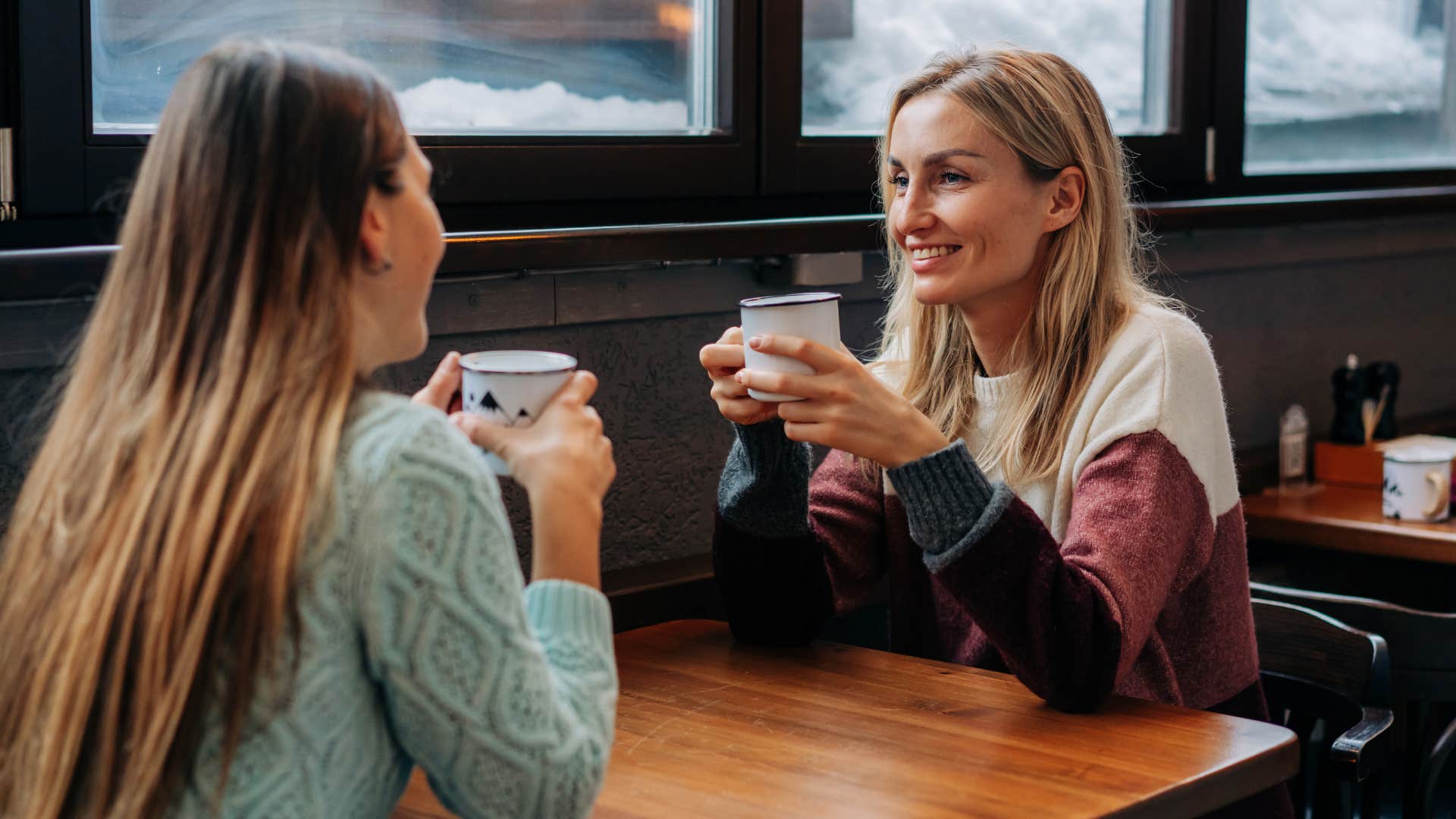 woman talking to friend who is an honest critic