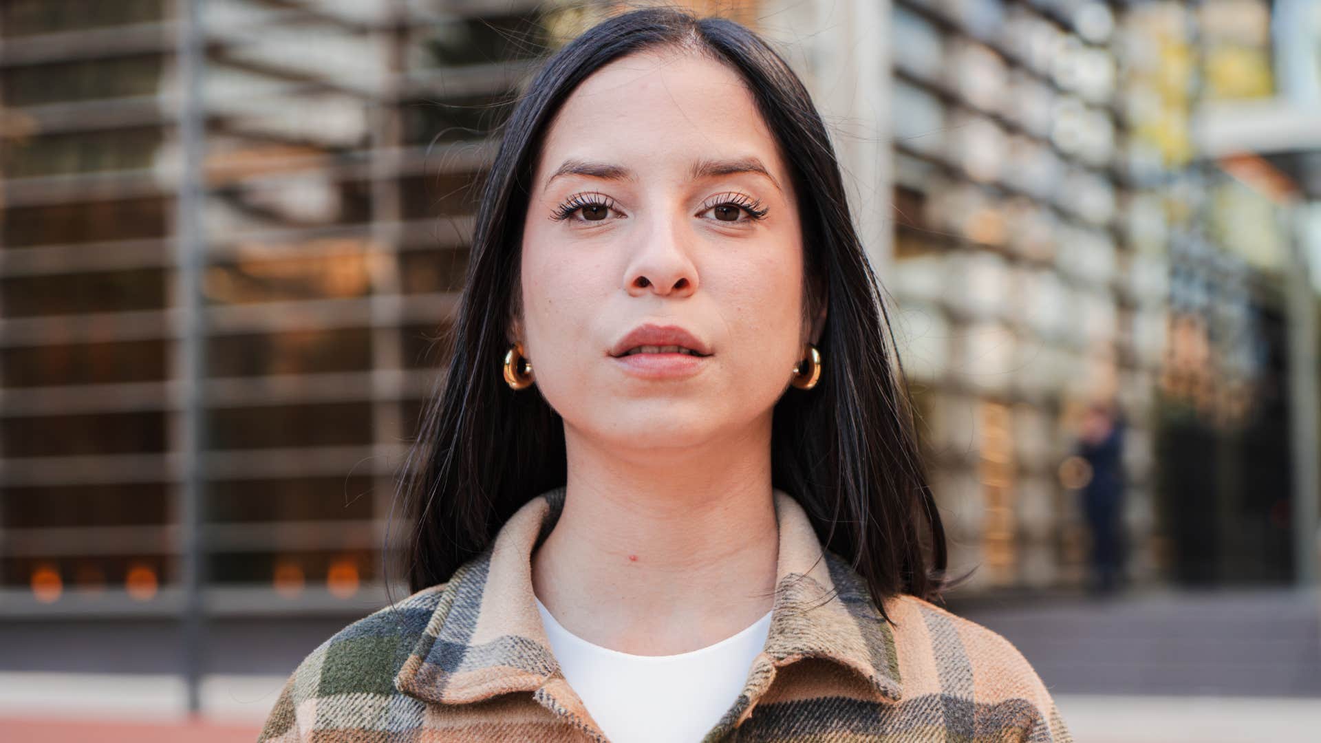 woman looking to have a serious conversation