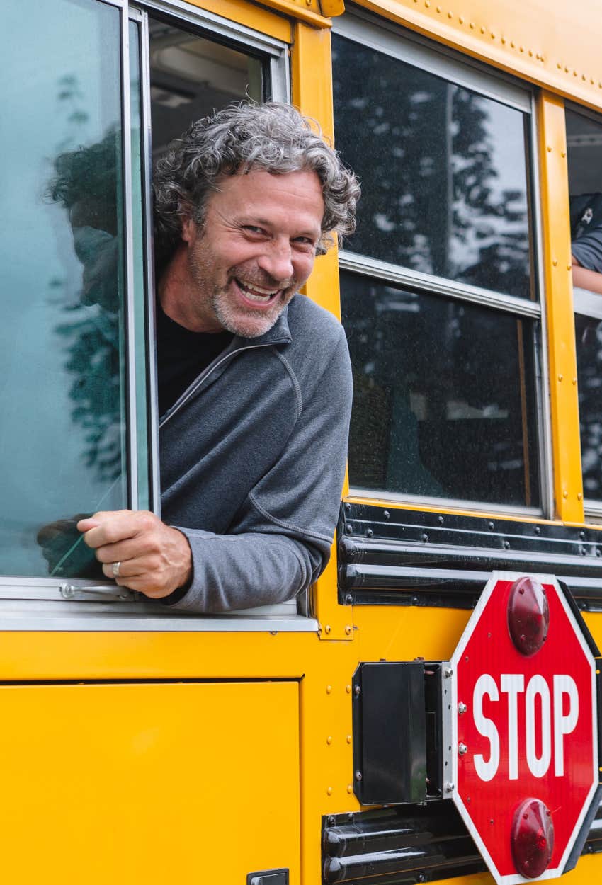 School Bus Driver Runs Into Burning Building To Save His Students