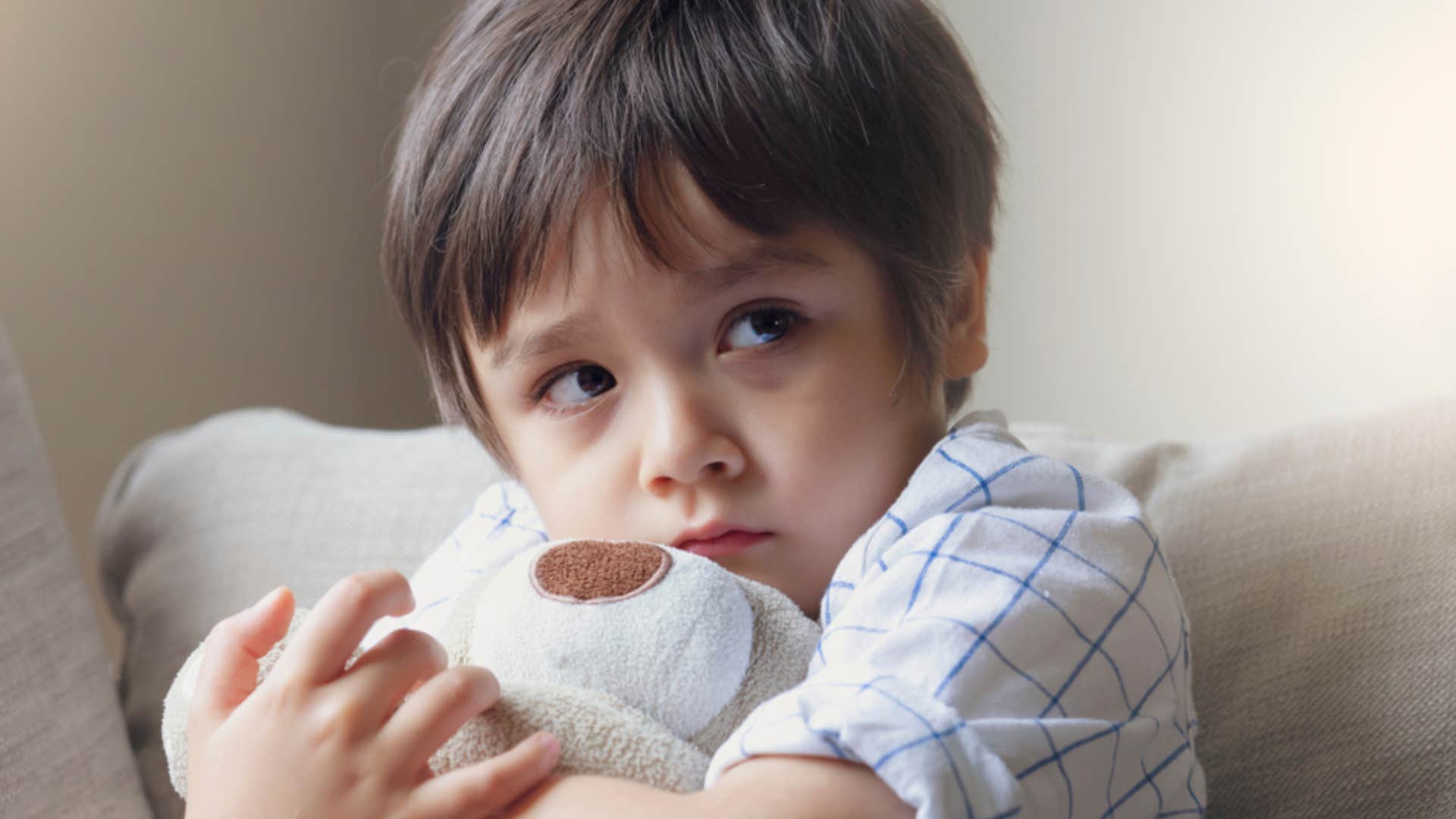 dad telling child to stop being scared