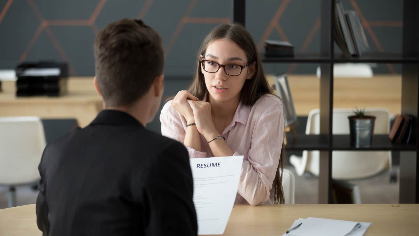 Woman telling recruiter she has a salary minimum requirement to take the job offer