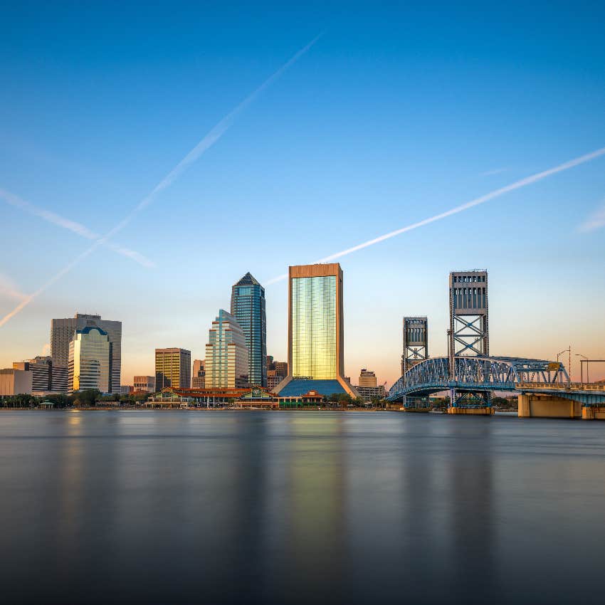 Jacksonville, Florida, the city with the third most people in financial distress