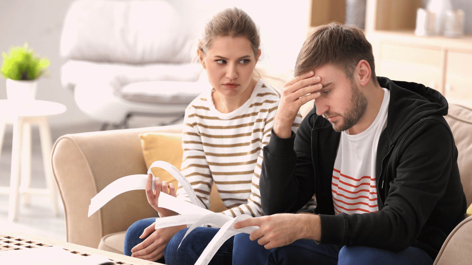 woman dealing with man-child who avoids commitment