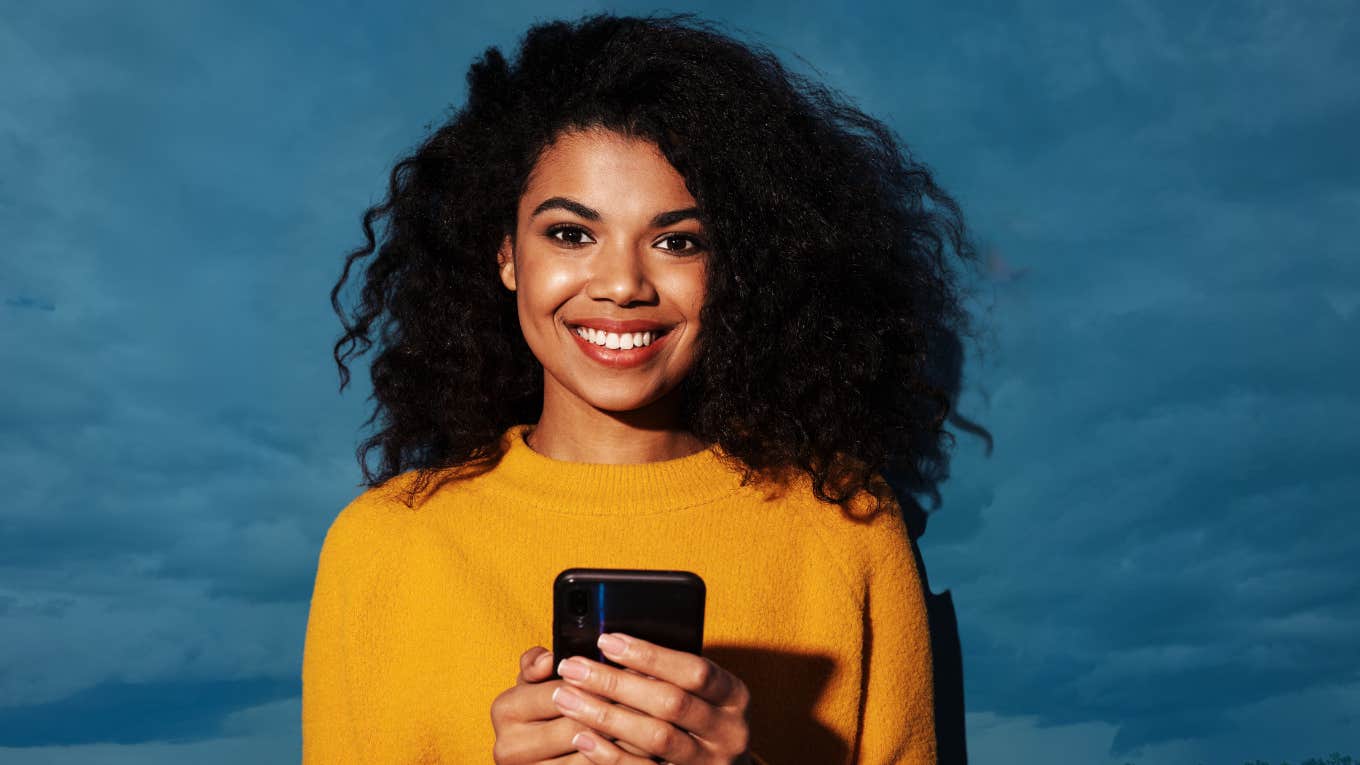 Young Black woman with natural hair stopped procrastinating 