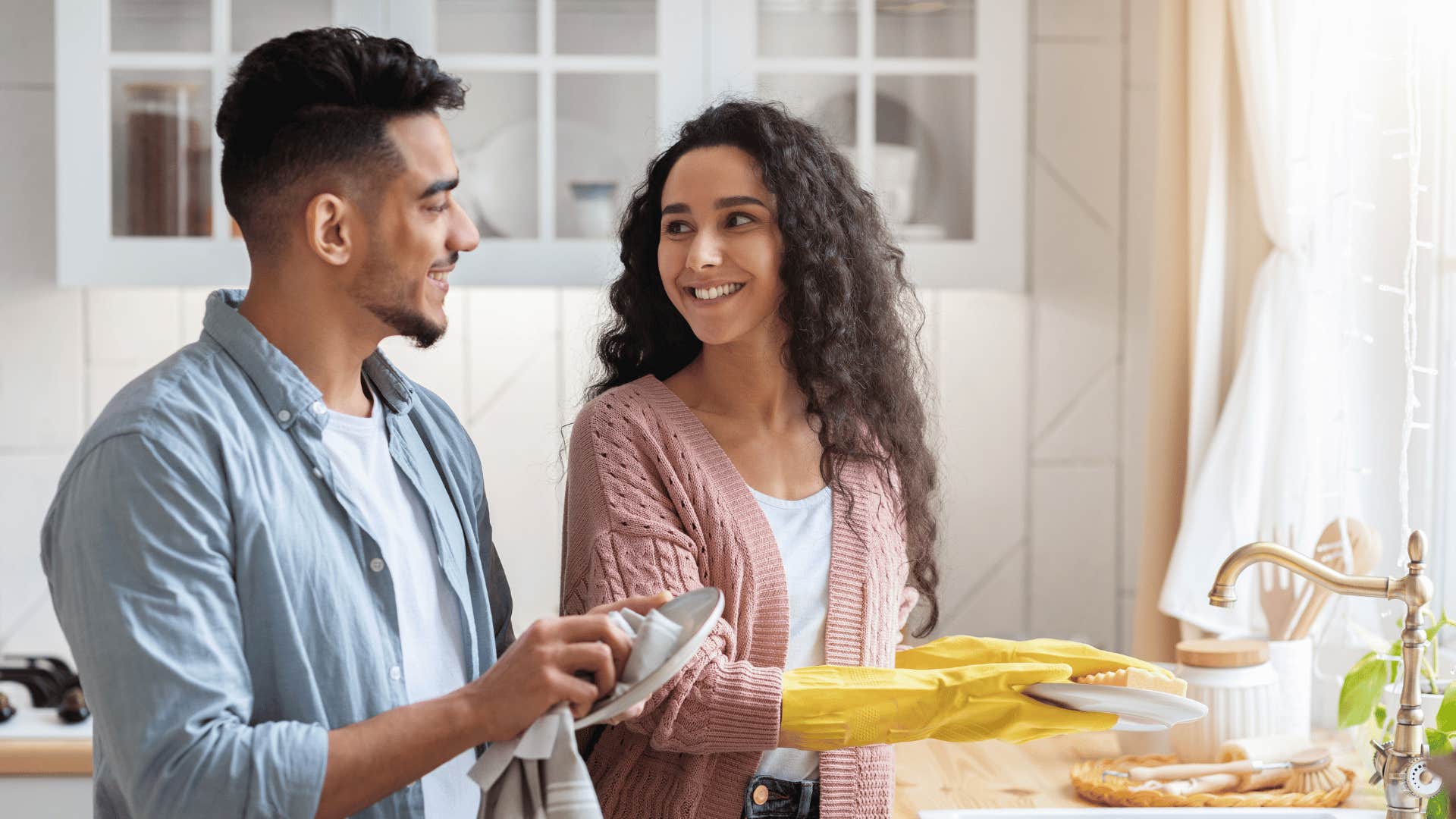 couple doing dishes