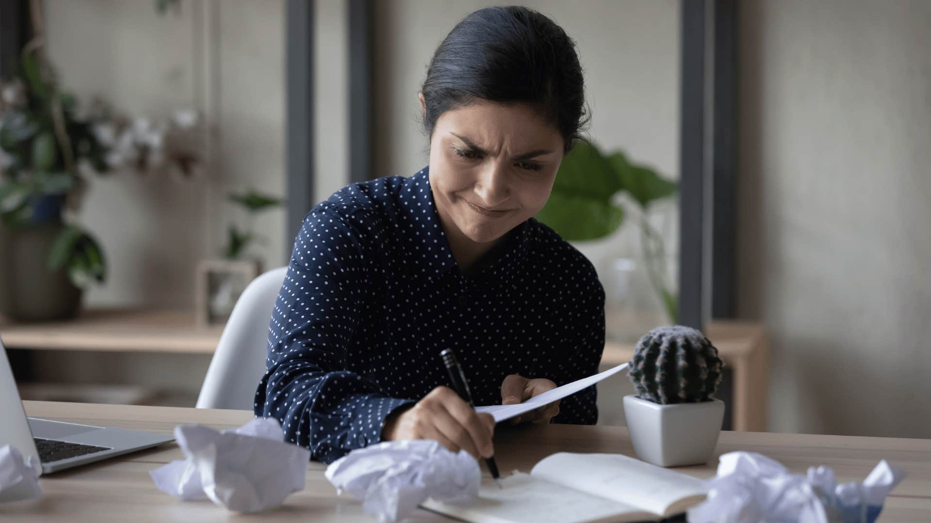 disorganized woman stressed out