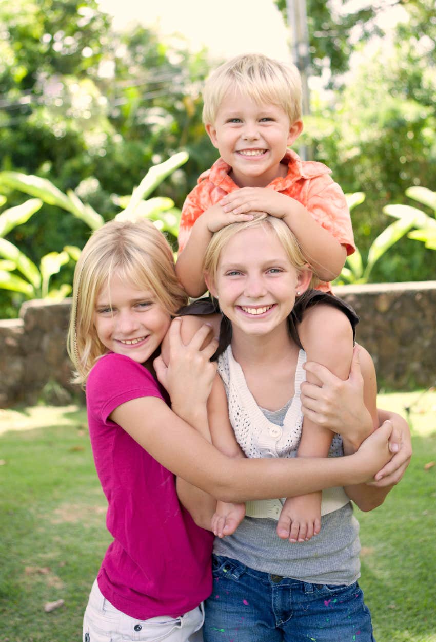 middle children share three special traits that make the well-adjusted adults