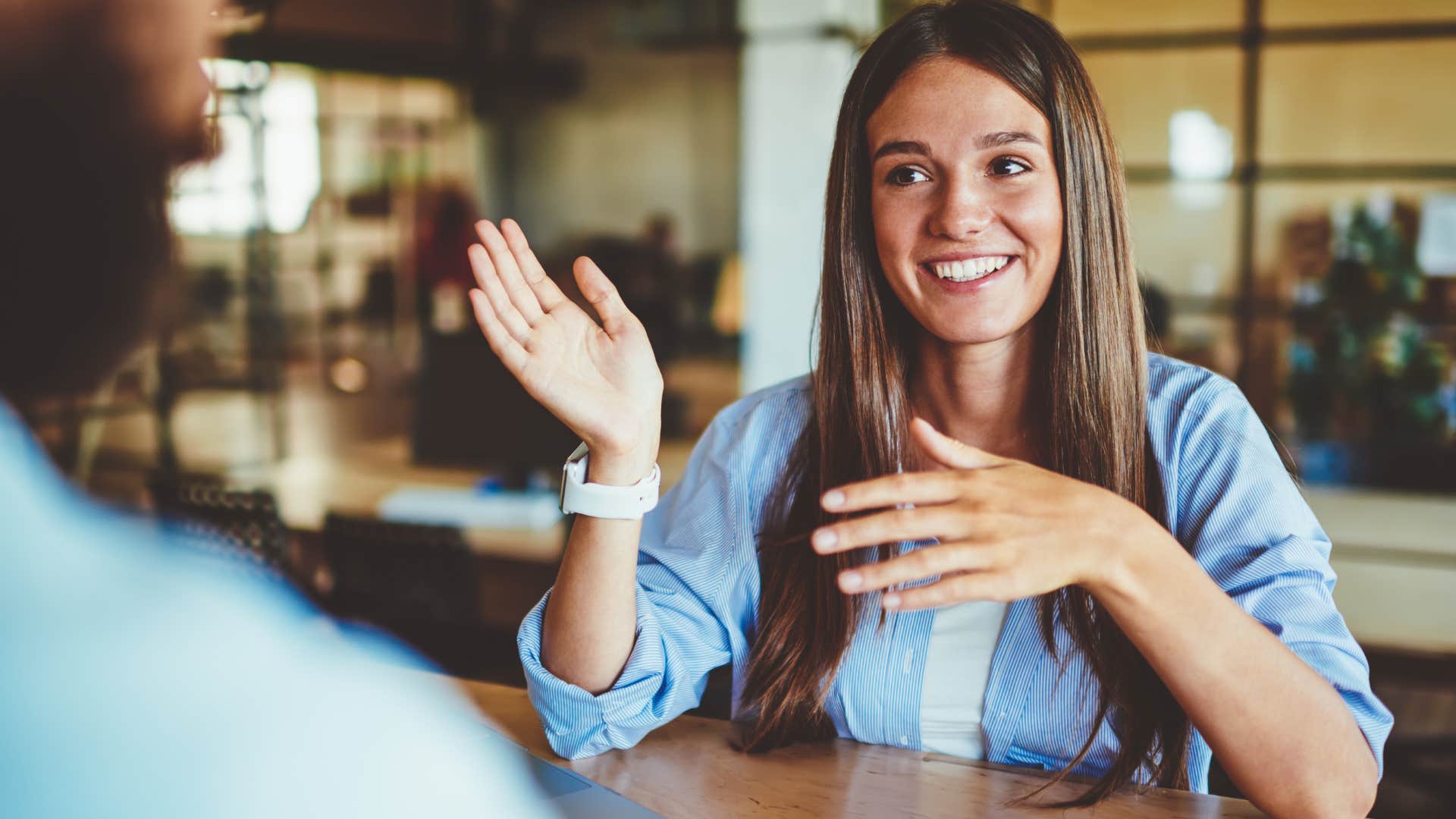 woman exaggerating her conversation