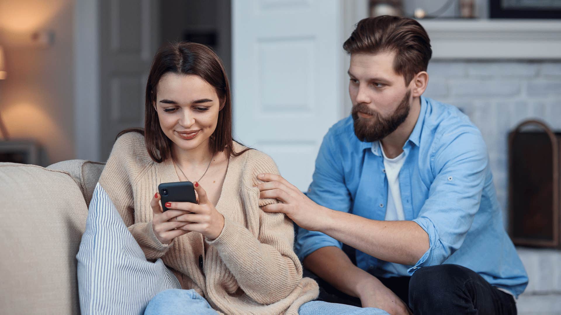 woman ignoring man