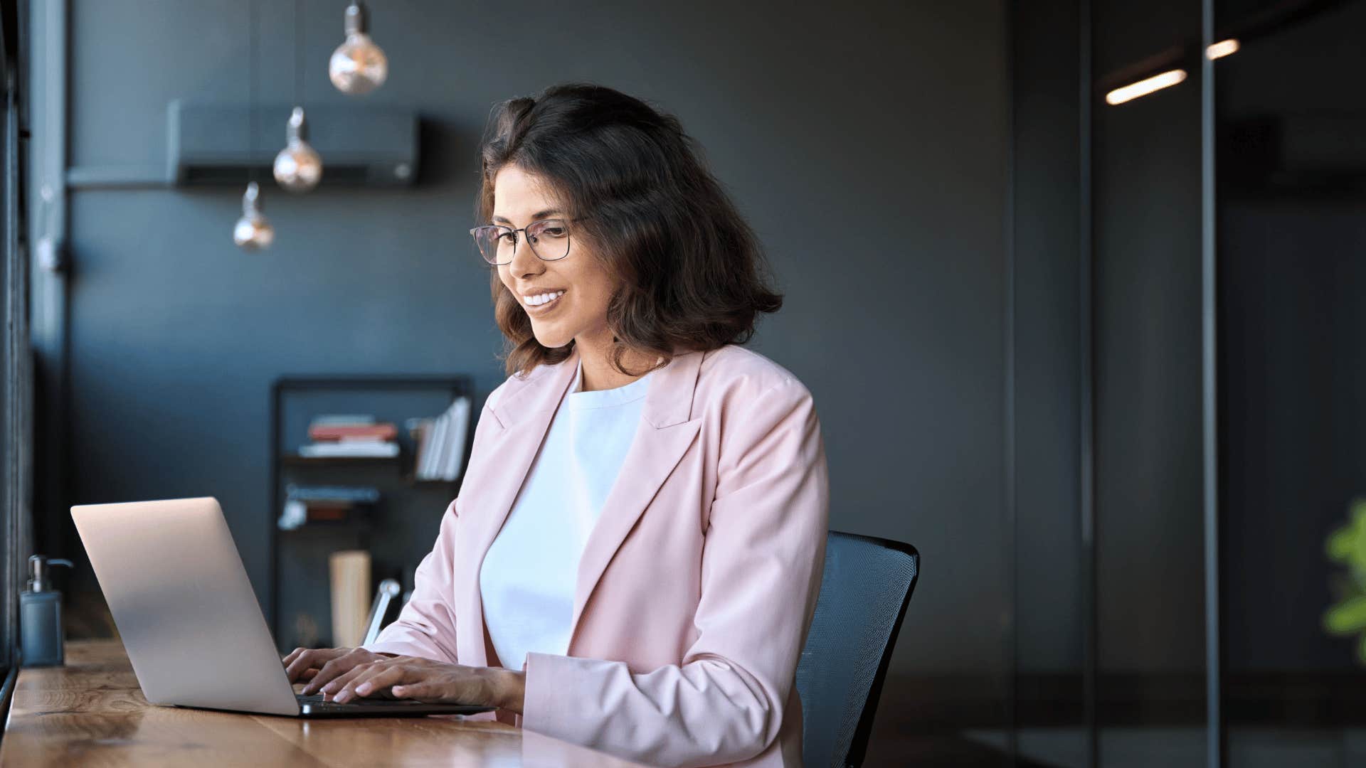 woman on laptop