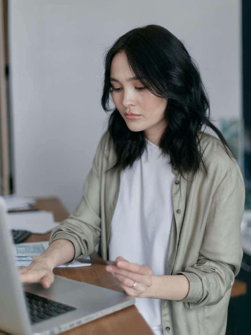 Twentysomething woman that has debt is doing better than she thinks