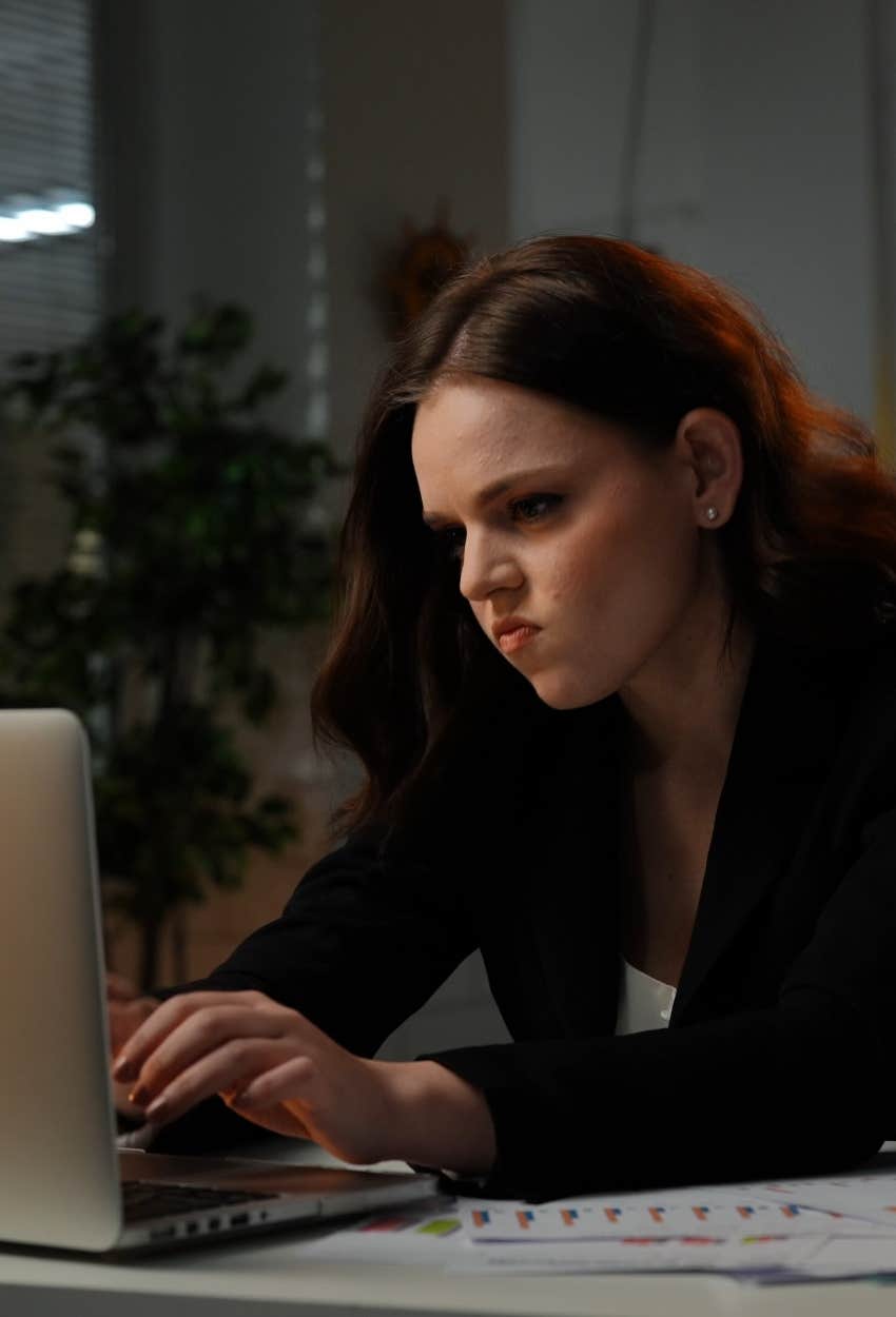 Woman using 'respectfully' to tell off her coworker via email