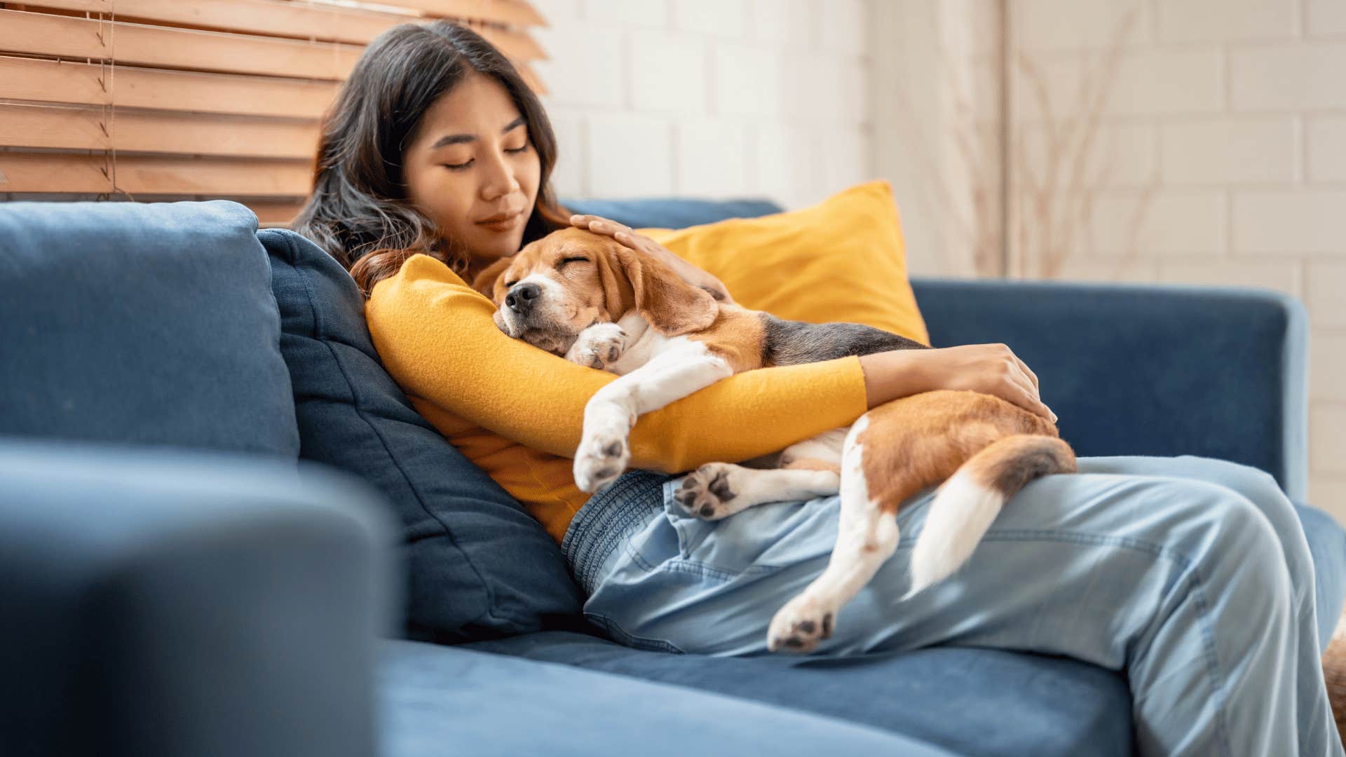 woman making positive associations for her dog