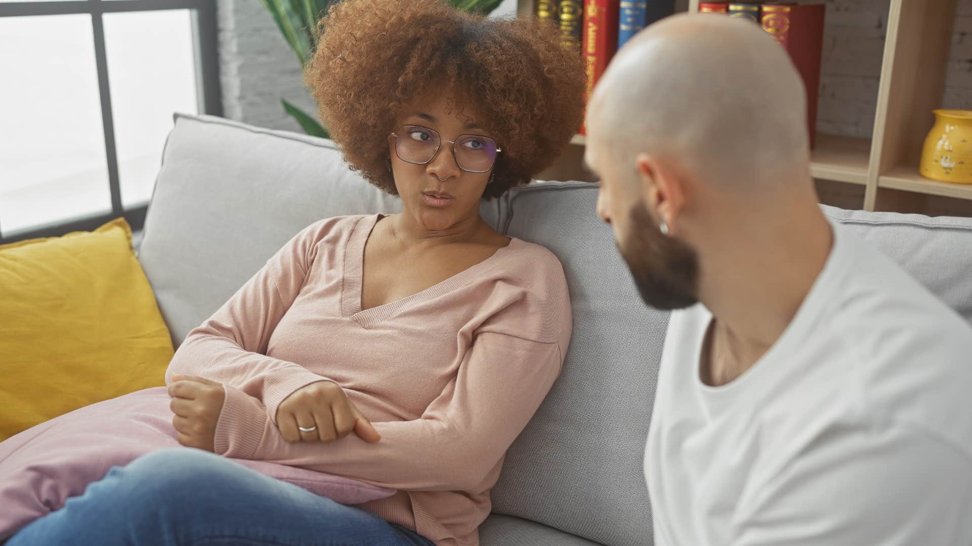 woman setting boundaries with manipulative man