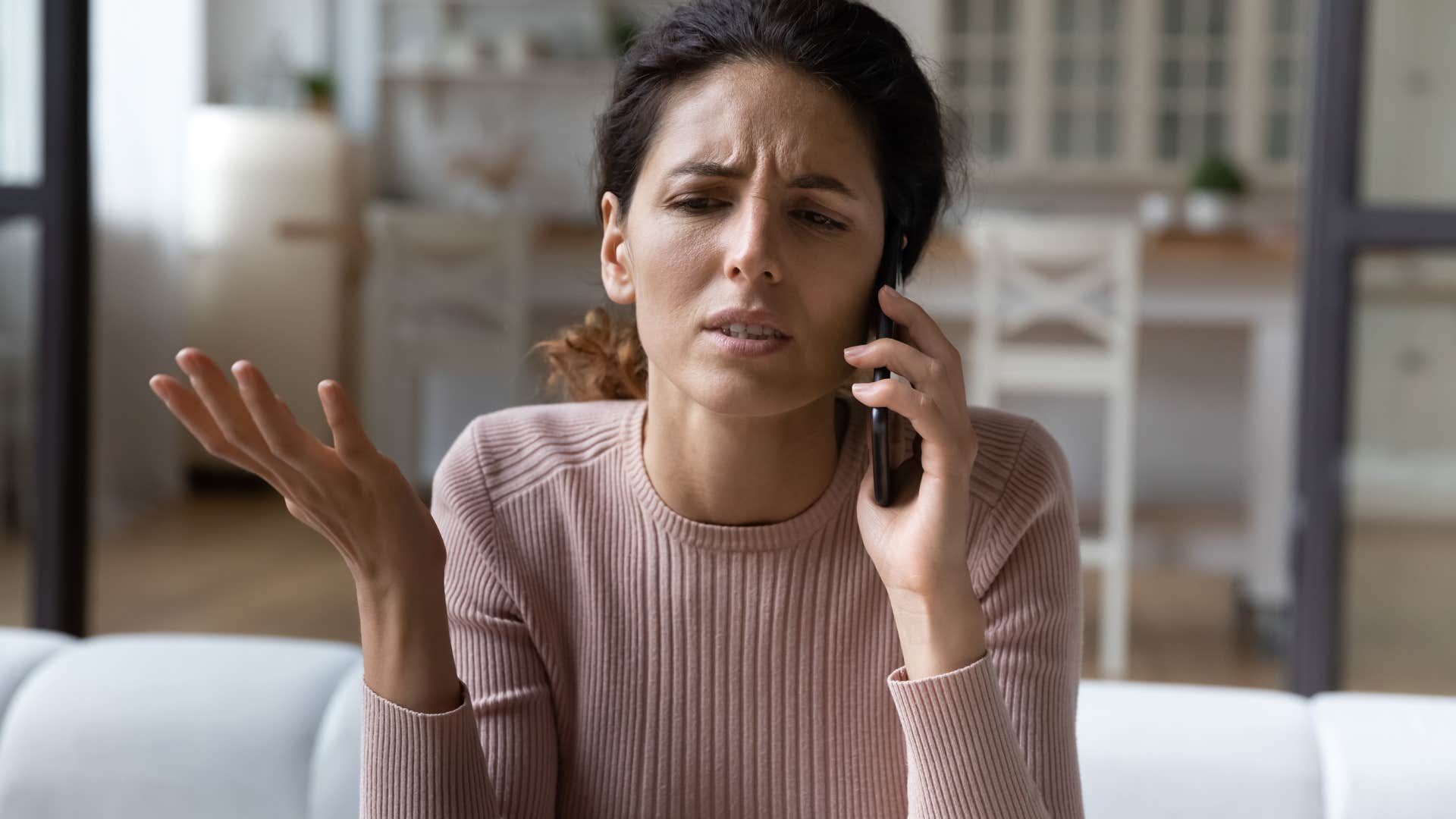 woman who wasn't raising right saying she doesn't know how to do that