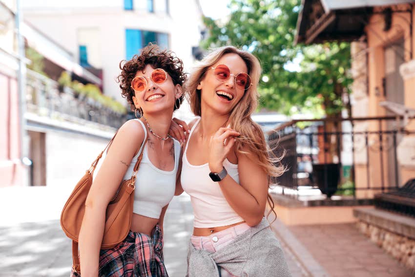 Truly Incredible Friends Have These Ride-Or-Die Qualities