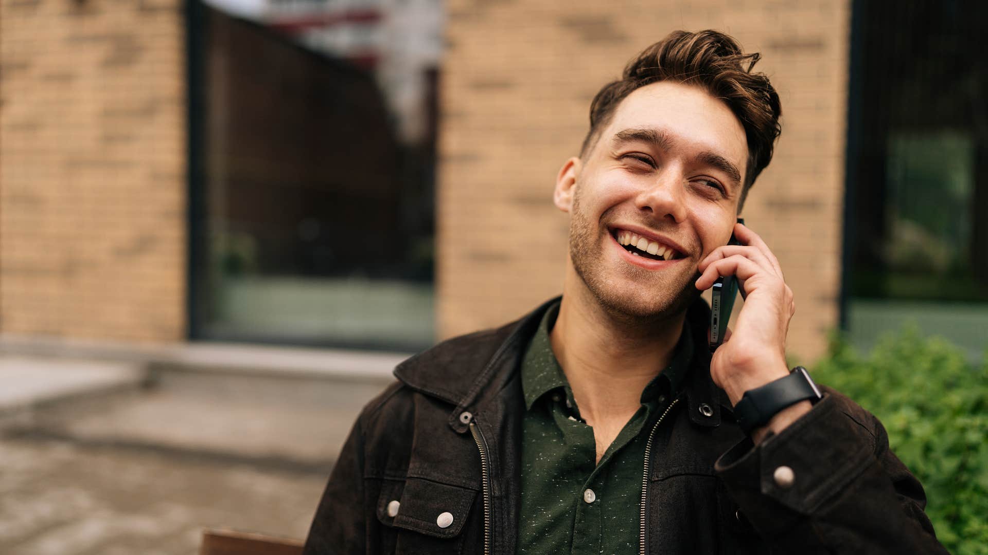 man politely ending a phone call by saying I hope you have a great rest of your day