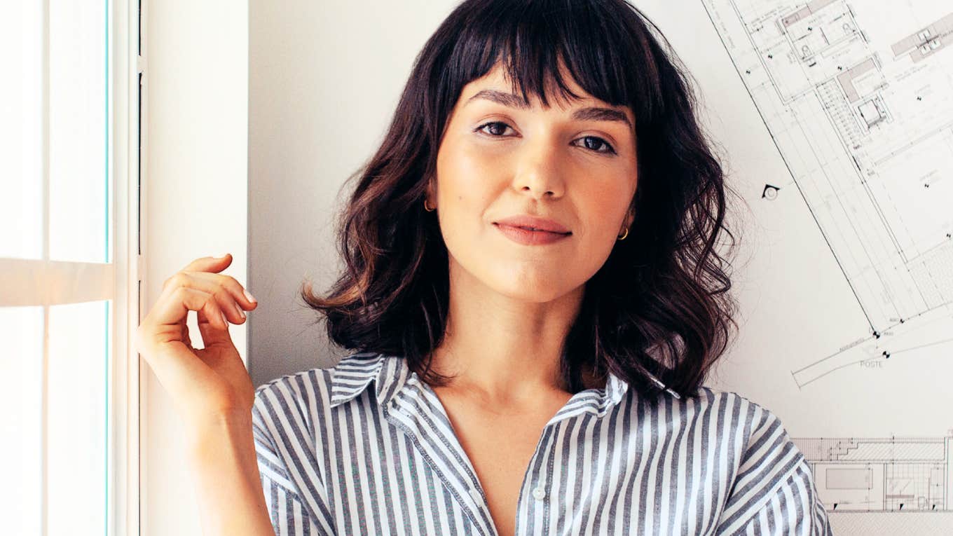 Questions Brilliant Women Ask Themselves Before Starting Friendship With An Ex Brilliant woman asking herself if she can be friends with her ex.