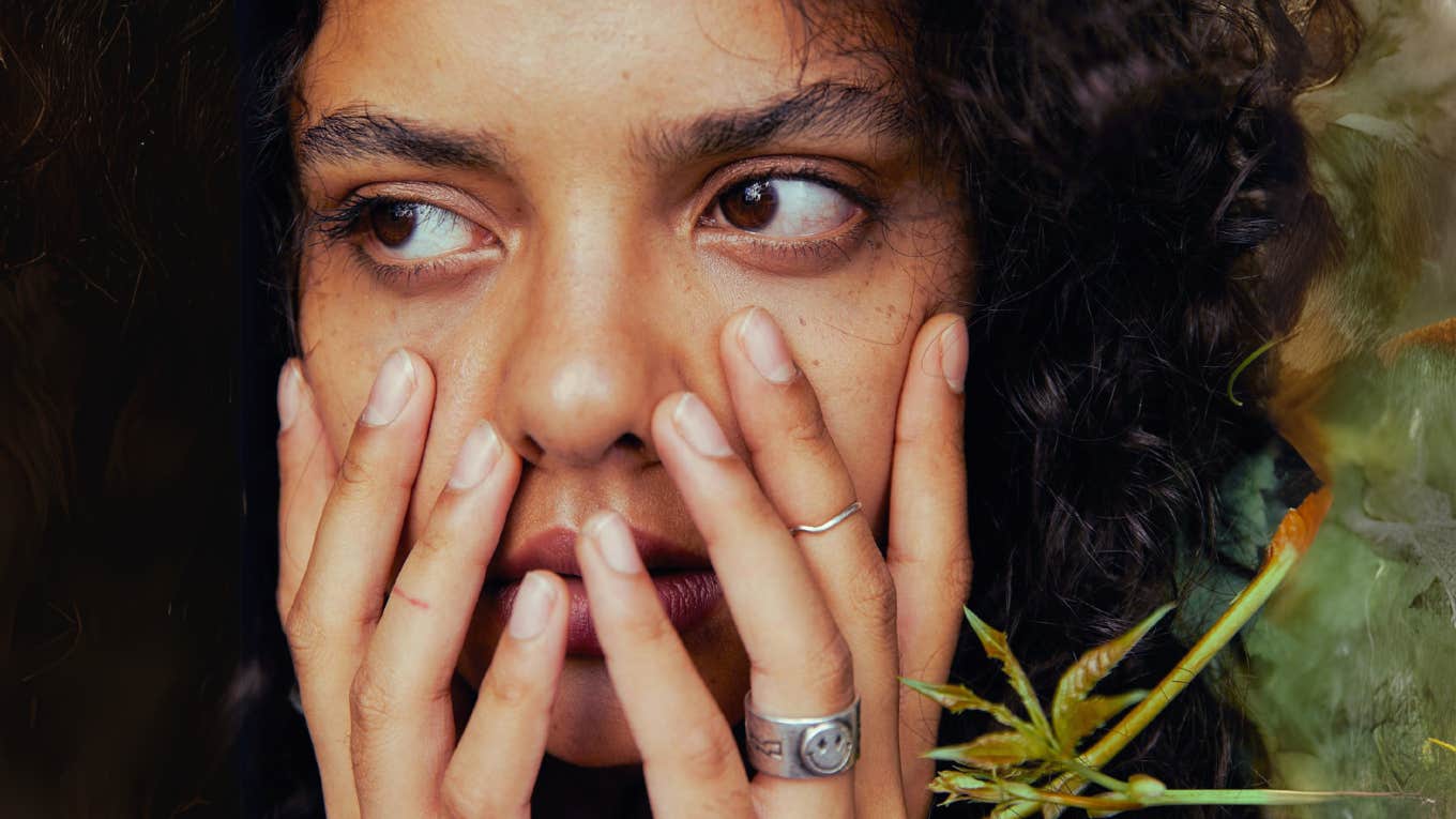 Ways Lonely People Tell Others To 'Stay Away' Without Saying A Word Lonely person.