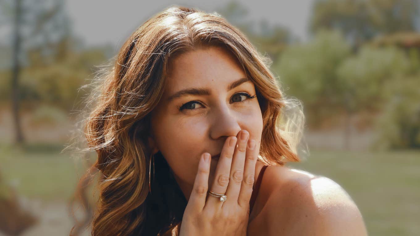 Insanely Creative Marriage Proposals That Belong In A Movie Womans marriage proposal belongs in movie.