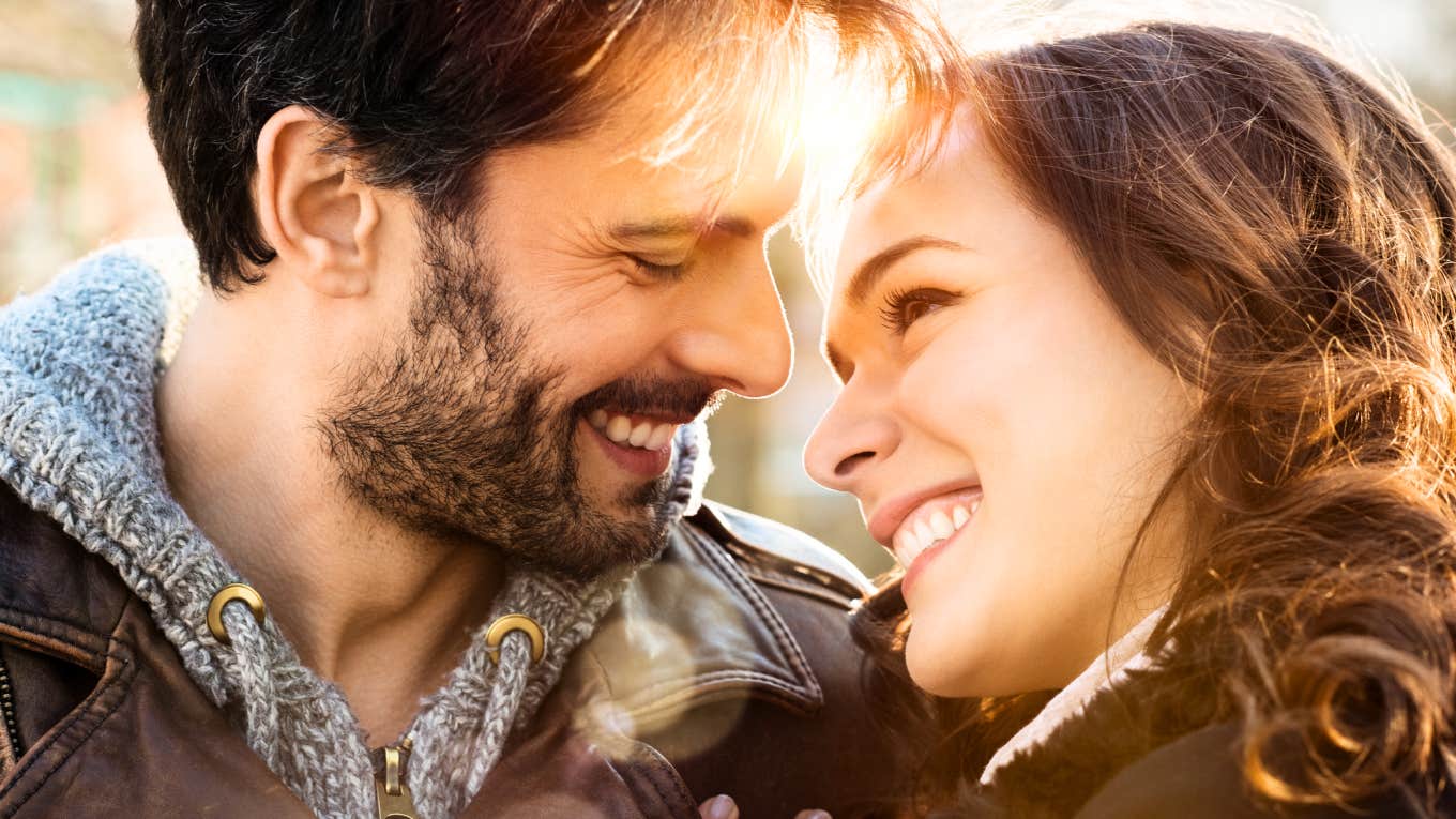 When Two People Are Really in Love, Psychology Says These Things Just Happen Naturally Two people really in love.