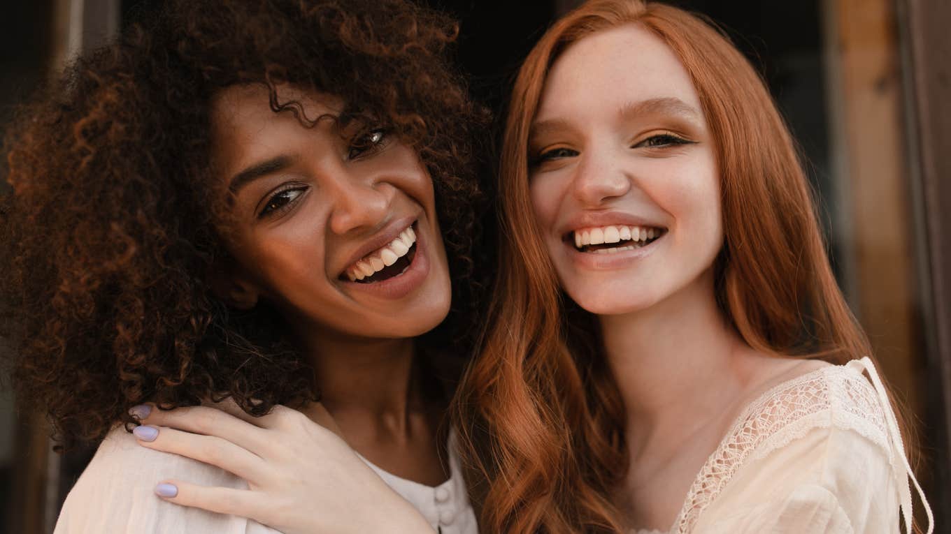 The Fascinating Way Your Brain Chooses Your Friends, According To Research women who research says are friends because of their brains
