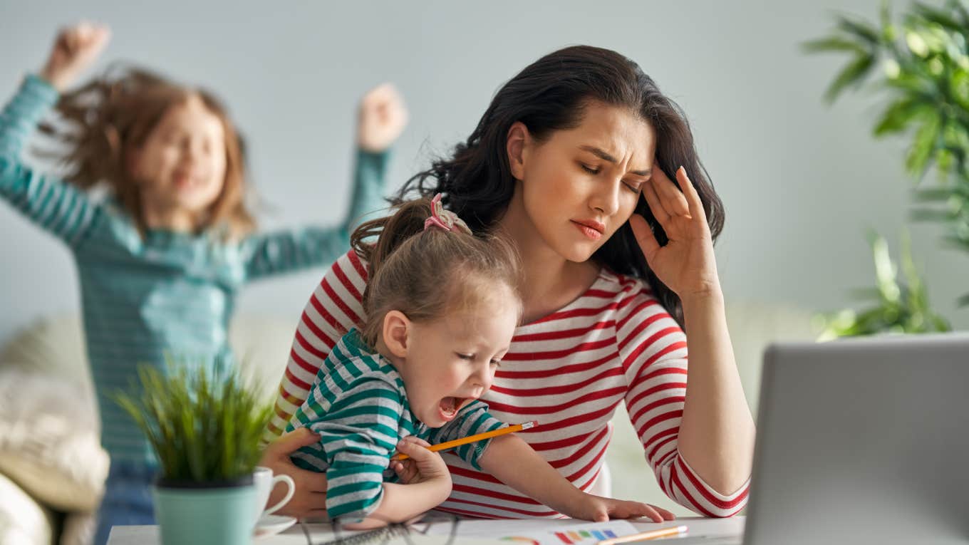 61% Of Moms Get Less Than An Hour Of Uninterrupted Time To Themselves A Day stressed mom with kids