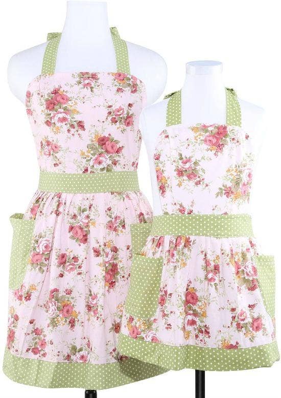 Matching Mommy Daughter Apron, Rainbows and Hearts, Mom Little Girl, Parent  Child, Custom Gift, Personalize With Name, Ships TODAY AGFT 1324