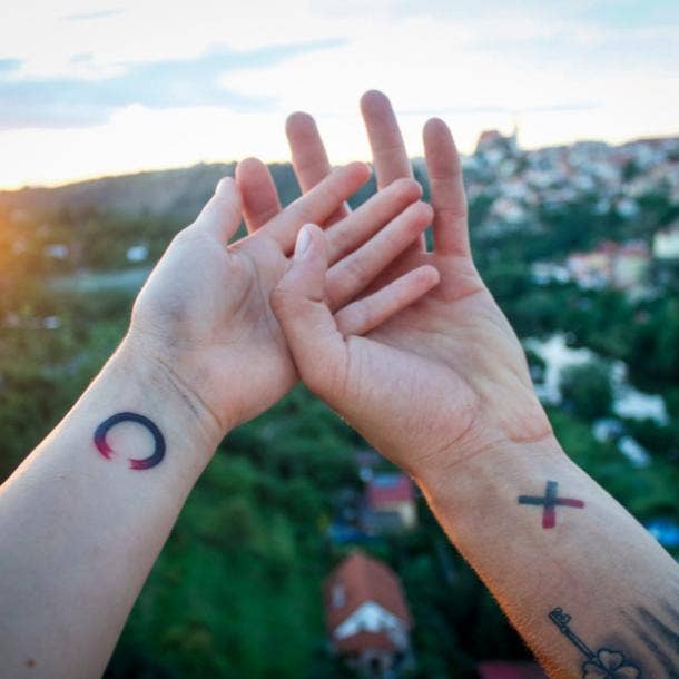 60 Small Meaningful Tattoos For Everyone  HARUNMUDAK