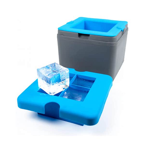 https://www.yourtango.com/sites/default/files/styles/body_image_default/public/2020/white-elephant-gifts-under-50-True-Cubes-Clear-Ice-Cube-Tray.png