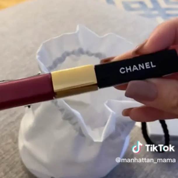 Woman Who Gave Birth On Upper East Side Shows Off The Hospital s Chanel  Goodie Bag  For New Moms - 60