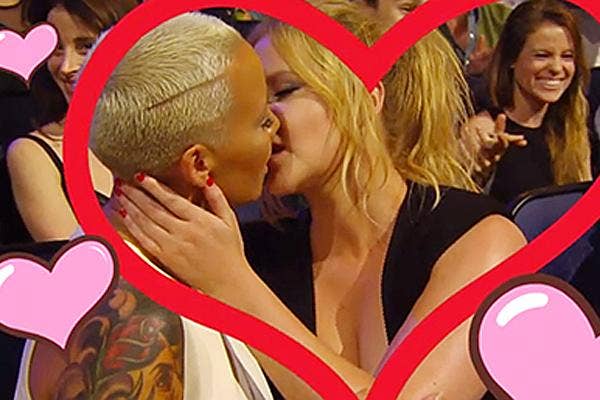 Lesbian Force Kiss - 21 Hot Pics Of Celebrity Girls Kissing Girls (Bisexual Or Not) | YourTango