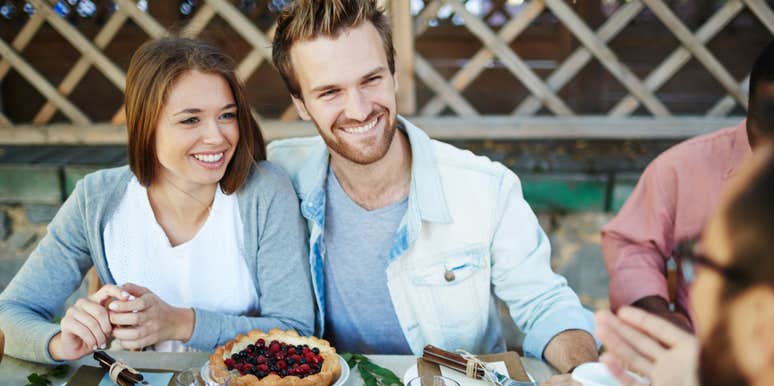 Woman asks her boyfriend questions before determining she should bring him to Thanksgiving dinner.