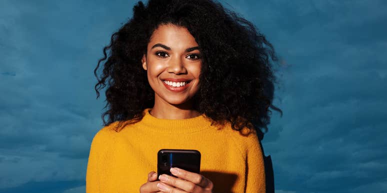 Young Black woman with natural hair stopped procrastinating 