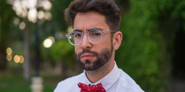 Man sad that he was cut from his sister's wedding party