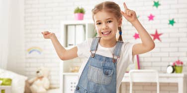 niece dancing for her aunt