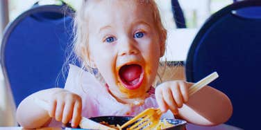 little girl at restaurant 