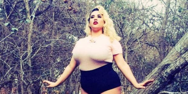 26 Things Fat Girls Should Never Do YourTango photo